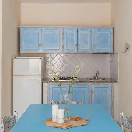 Fantastico Baia De Bahas One Bedroom Four Sleeps - Child Num0883 Appartamento *