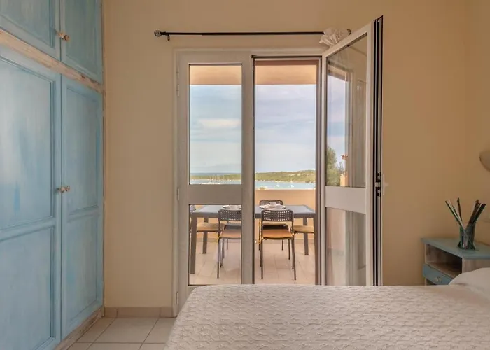 Fantastico Baia De Bahas One Bedroom Four Sleeps - Child Num0883 *